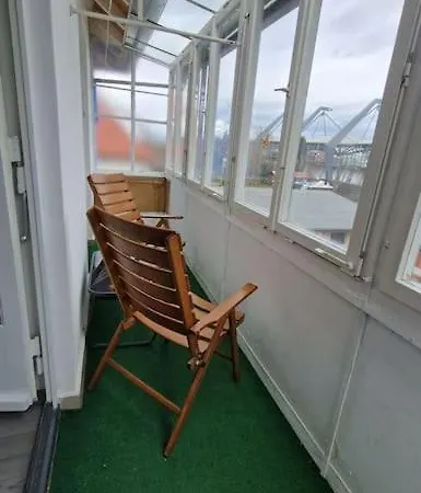 דירה Helles In Zentraler Lage פרידריכסהאפן